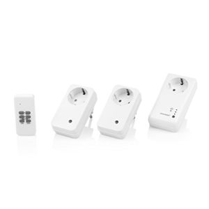 Smartwares SmartHome WLan Steckdose und 2 Funksteckdosen mit Fernbedienung, Steuerung via App möglich