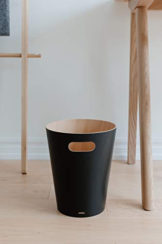 Umbra Woodrow Abfalleimer - Zweifarbiger Holz Papierkorb für Büro