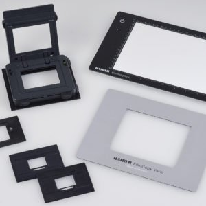 FilmCopy Vario Kit, bestehend aus FilmCopy Vario (2457) 
und Leuchtplatte slimlite plano (2453)