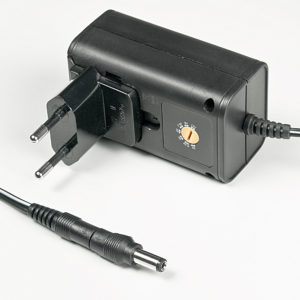 Netzteil für LED-Kameraleuchte "StarCluster" (3270) sowie Ringleuchten R48 (3248) und R60 (3252)