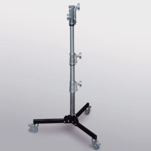 Studiostativ, Einstellhöhe 80 bis 122 cm, mit 3 Rollen